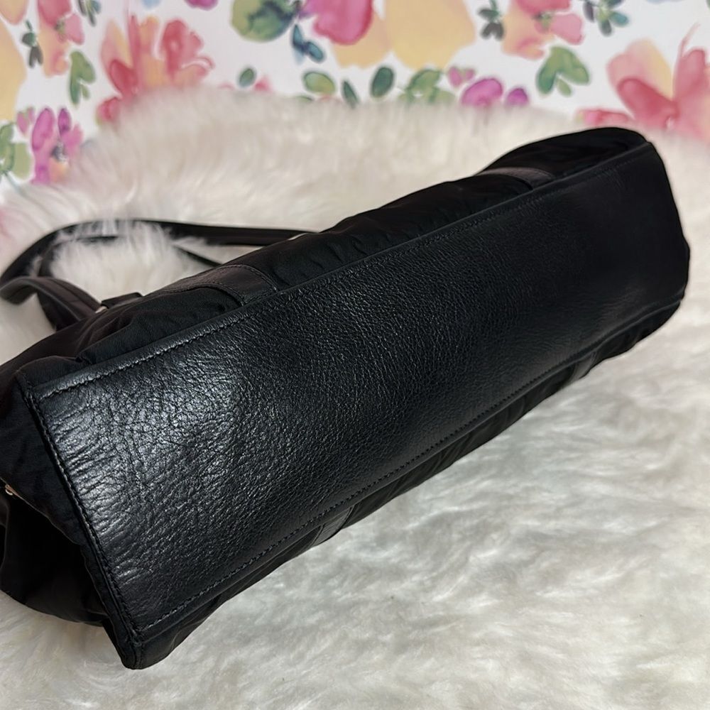 💯Authentic Prada Nylon Handbag🍀 - Picture 6 of 16